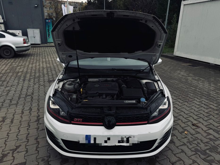 VOLKSWAGEN Golf 2015 — imagine 2