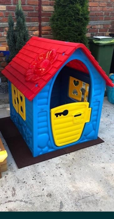 Casuță ideal loc de joacă pentru copii.,uşor de montat,nouâ în cutie.