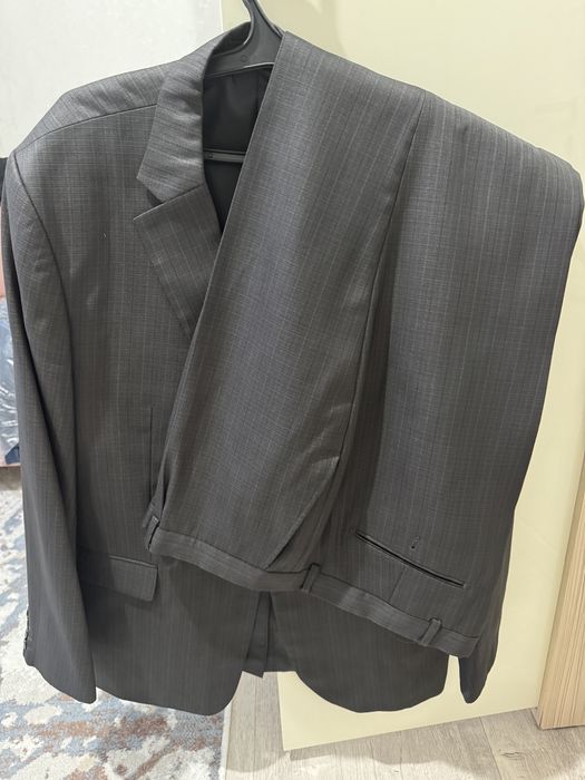 Продается костюм