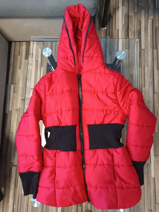 Червено дамски  яке