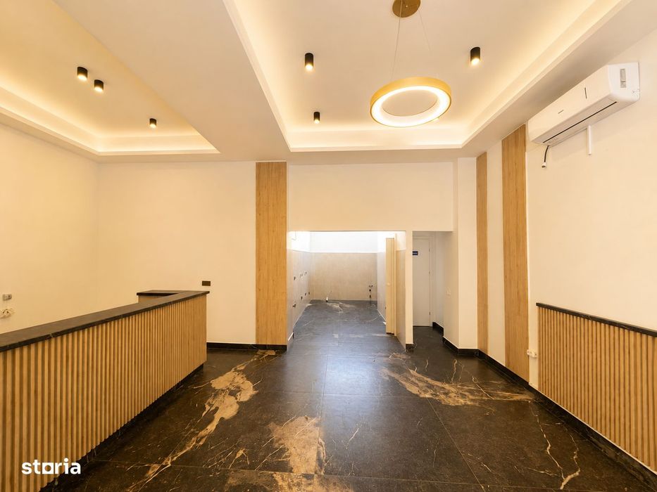 Spatiu comercial de inchiriat – Str. Ravensburg, Satu Mare Cu Vitrina