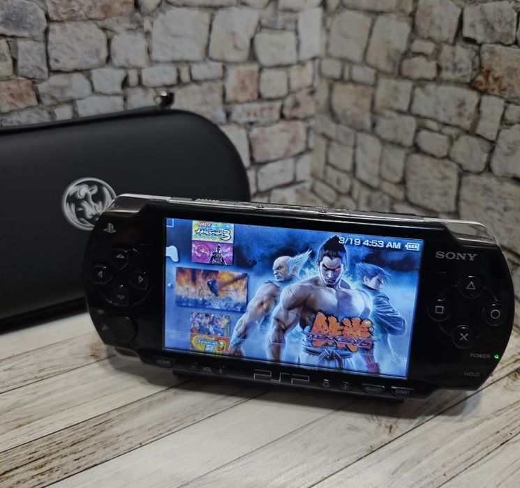 Эксклюзив PSP 2000 Slim piano black