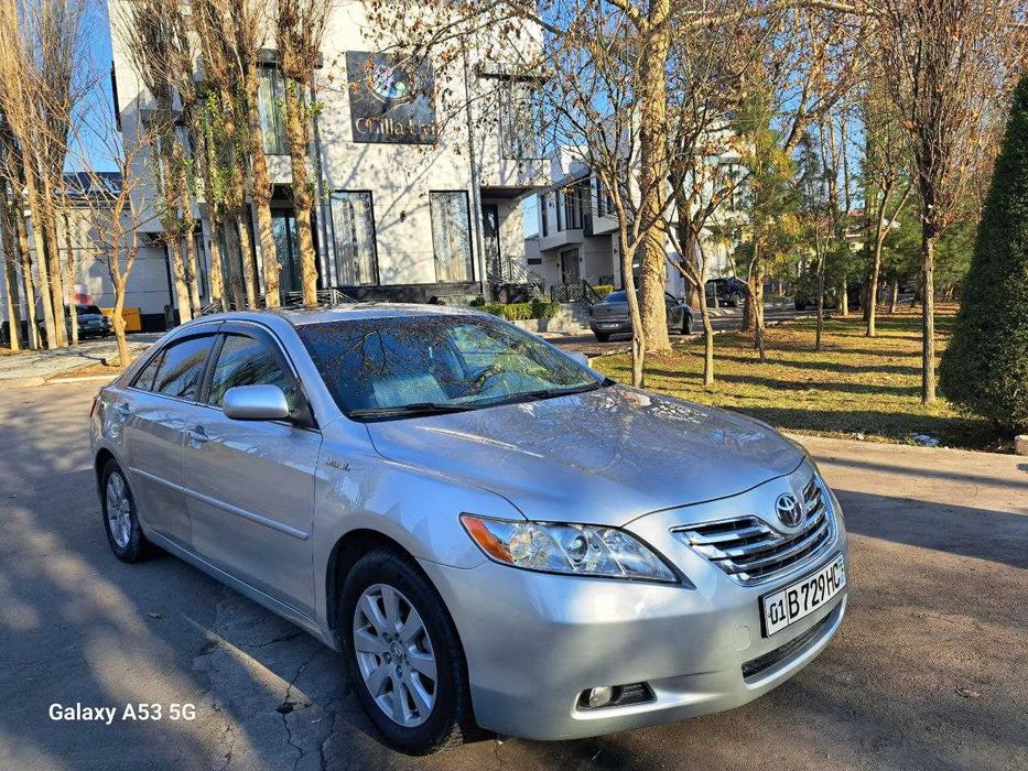 Продается Тойота Камри 40-ка, гибрид, 2,4 л, 2007 г.