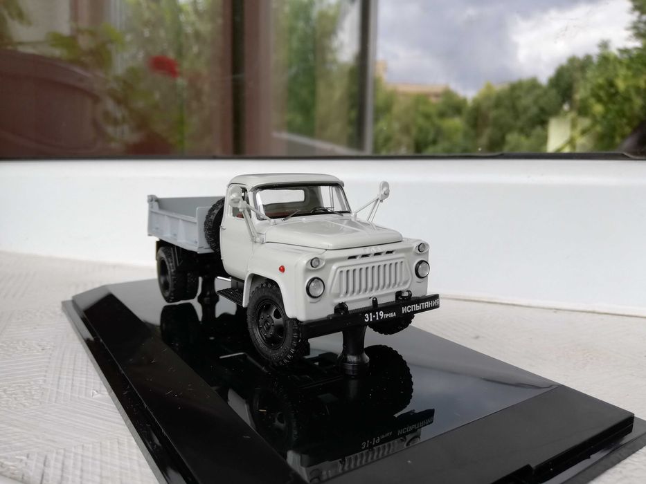 Газ-35-04 1975 DIP Models