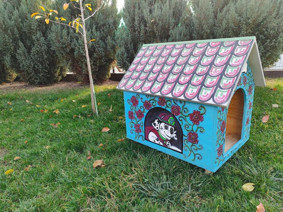 Cusca câine pictată manual