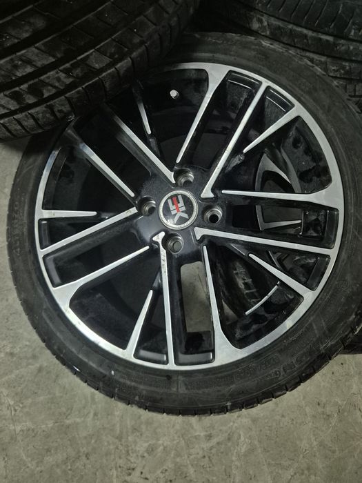 Шины с дискам комплект 200000тенге