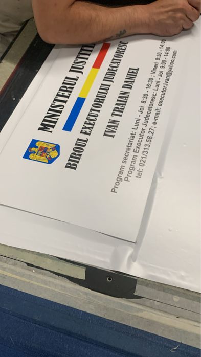 Bannere publicitare Stikere Etichete Colantari Inscriptionari,Benere