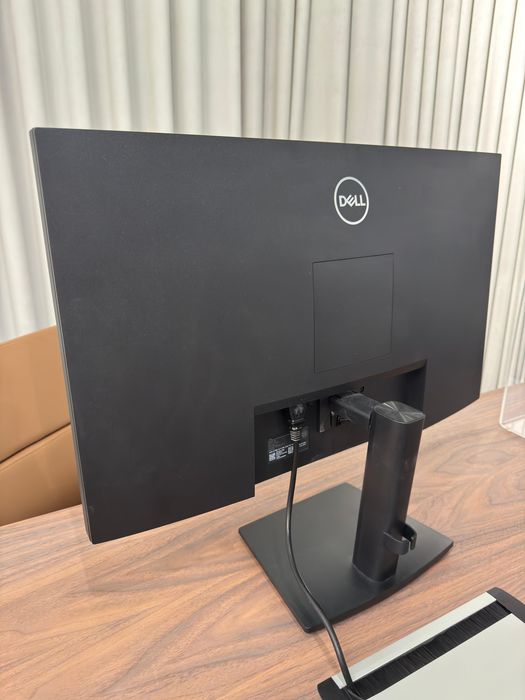 Monitoare Business Premium 27" - Dell / Lenovo - Stare Excelentă - Proveniență Showroom | Monitor Arhitectură/Programare/Design.