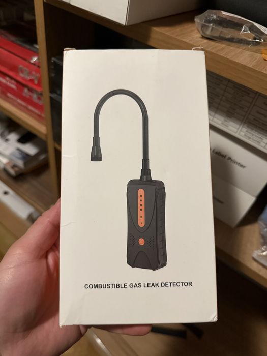 Detector portabil de gaz cu sensor flexibil