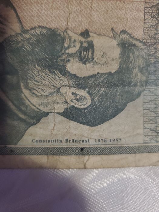 Vand o bagnota de 500 lei