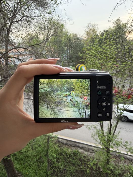 Цифровая камера (Мыльница NIKON