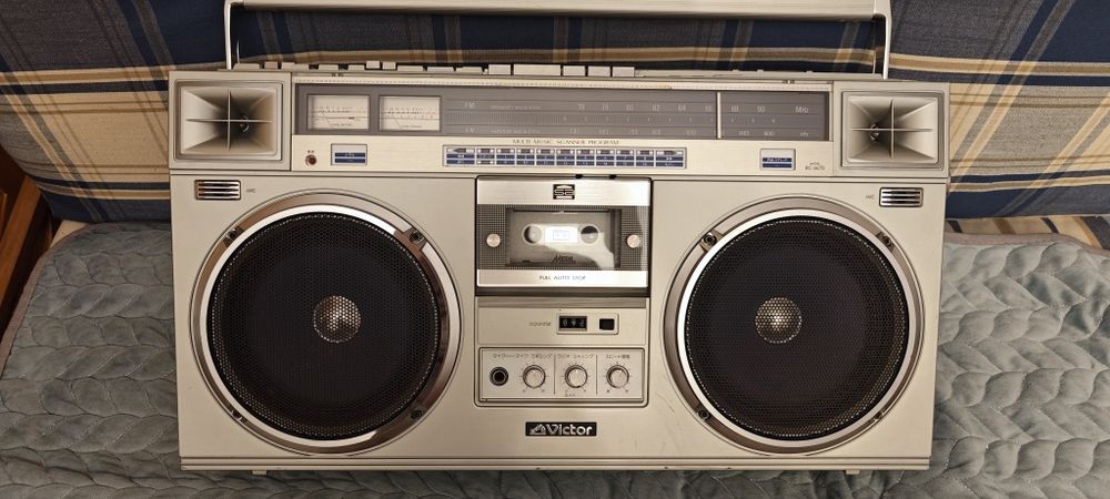 Victor rc m 70  магнитола