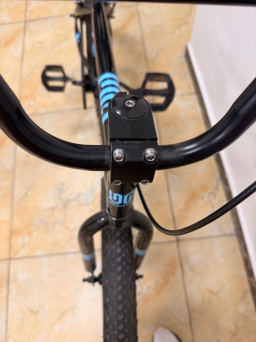 Трюковый велосипед BMX