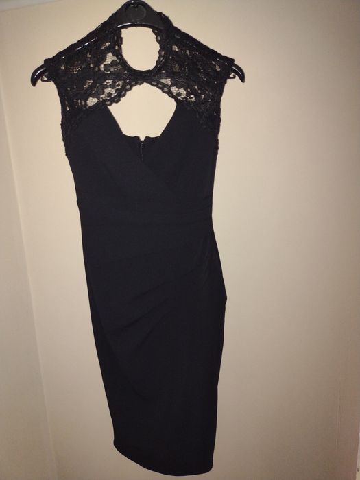 Rochie elegantă midi