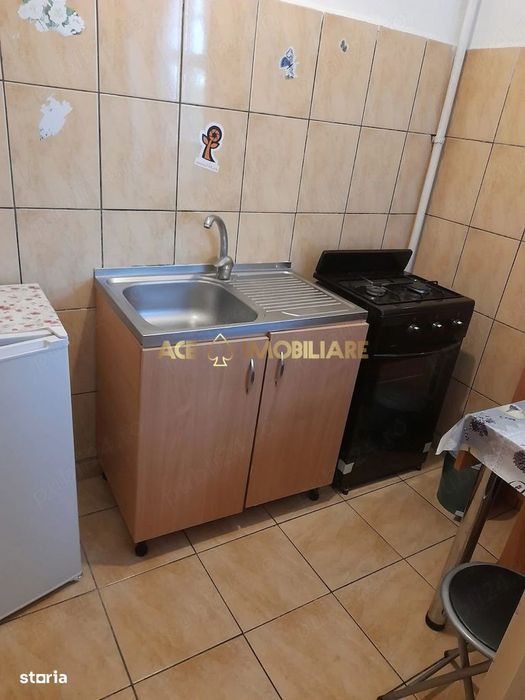 Garsoniera de inchiriat | Costin Georgian | Metrou |