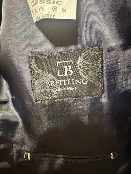 Продам мужской костюм