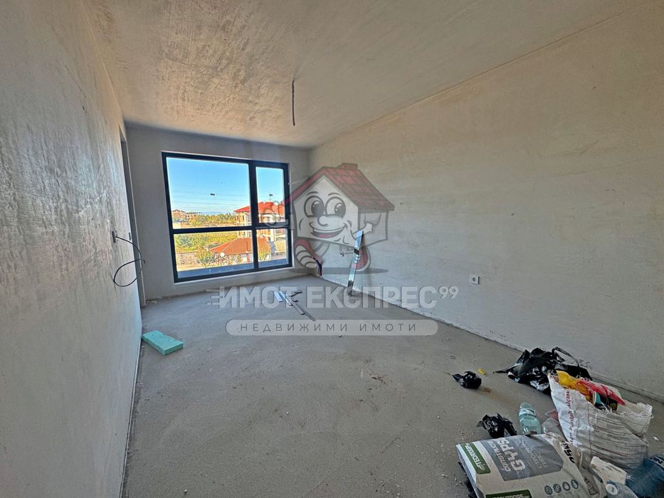 Продава се Тристаен апартамент в Асеновград - 93 кв.м за 1000 €/кв.м - Снимка #8