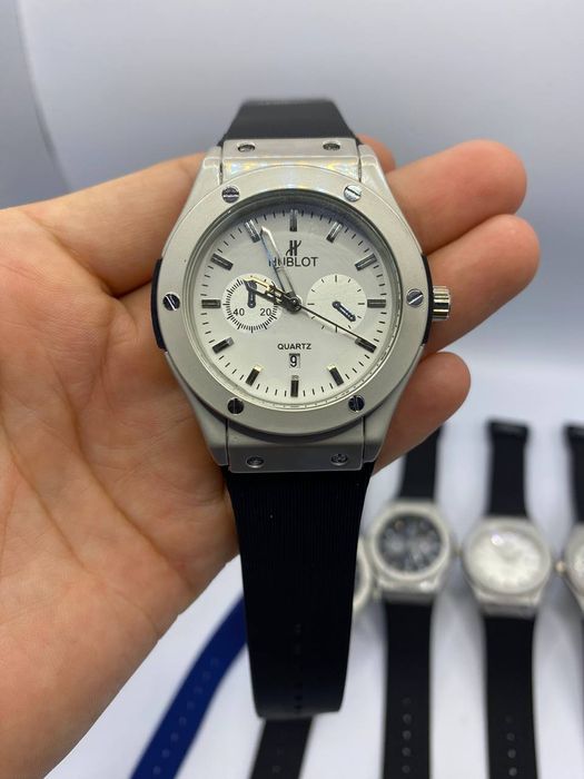 Часы наручные цена договорная