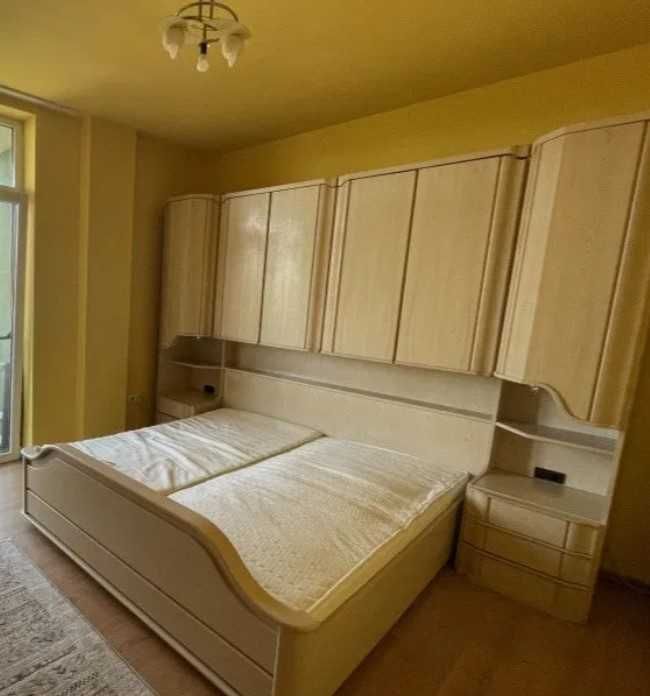 Дава се под наем Тристаен апартамент в Пловдив, Център - 80 кв.м за 224.4 € - Снимка #1