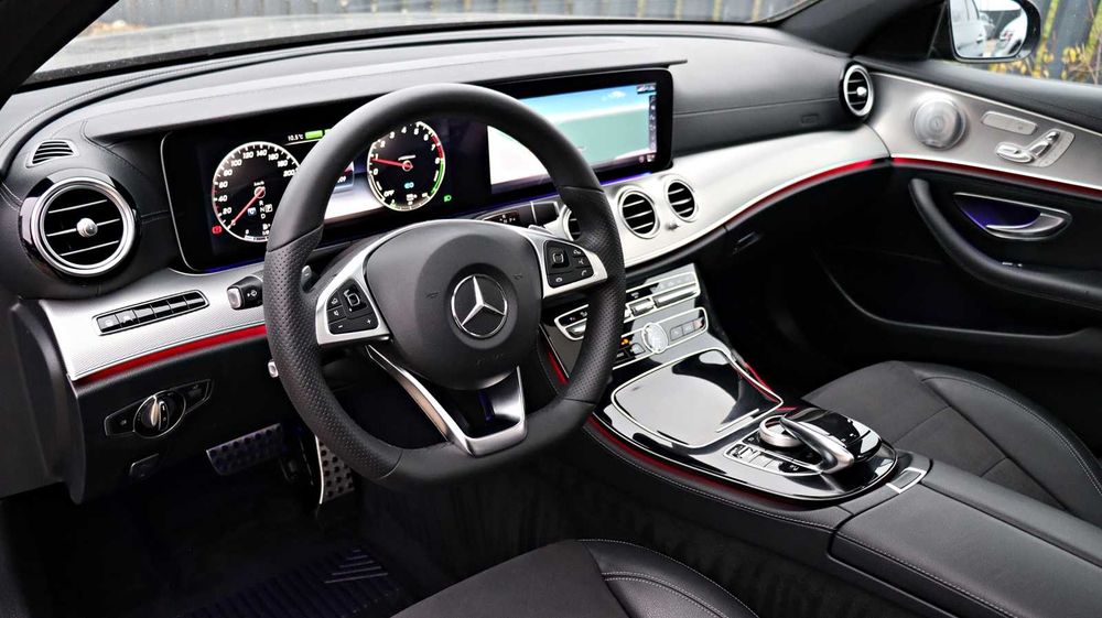 Mercedes E350 E / Hybrid / AMG /Lane/Side/Distronic/Panoramic/Full LED