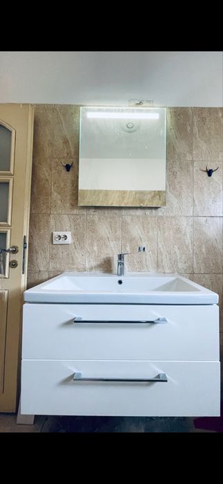 Inchiriez apartament 4 camere valea lupului