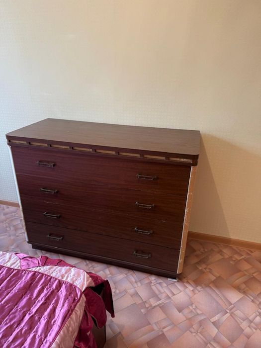 Продам кровать двуспалка и комод