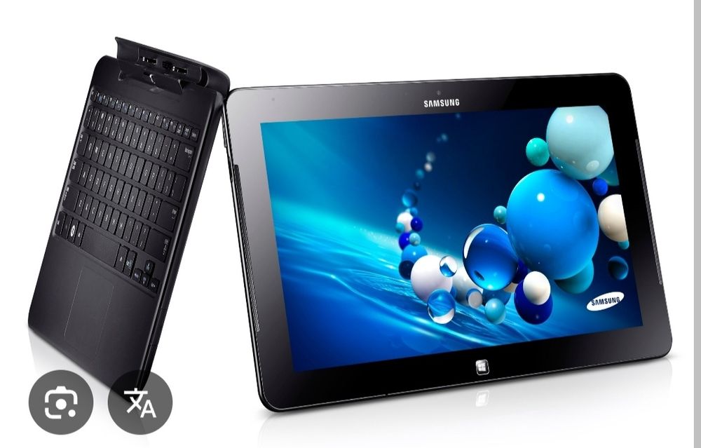 Tabletă/laptop 2 în 1 Samsung 700T1C cu touchscreen