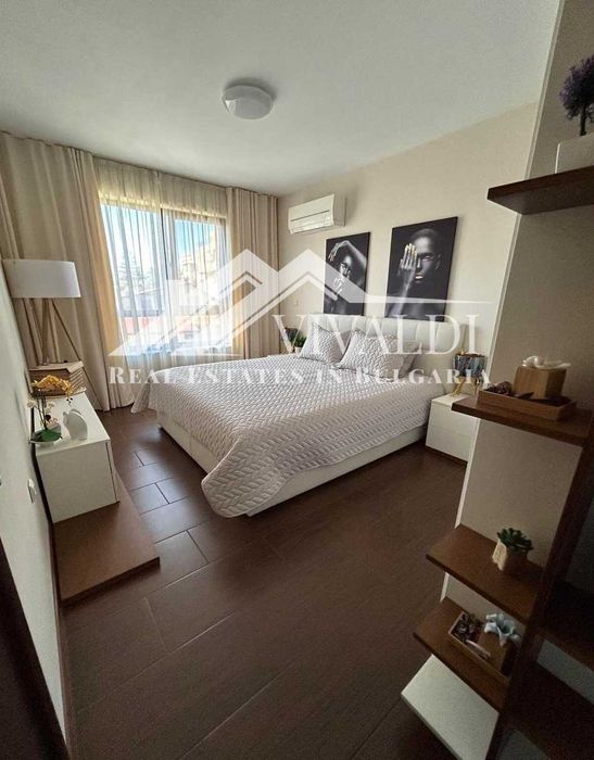 Продава се Тристаен апартамент в Варна, Център - 95 кв.м за 1557 €/кв.м - Снимка #10