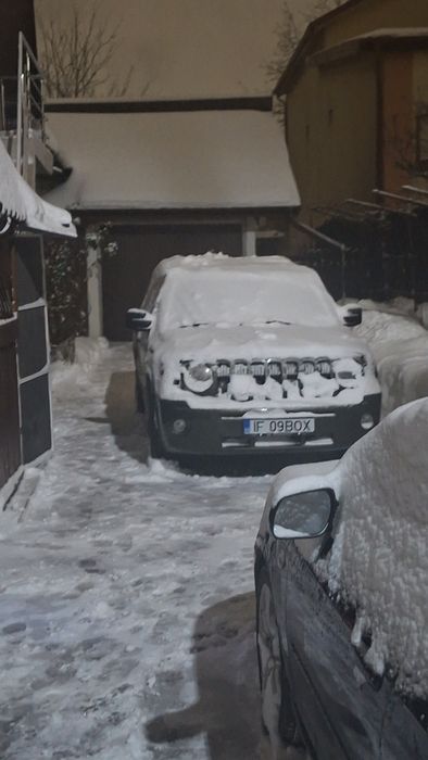 Vând jeep patriot
