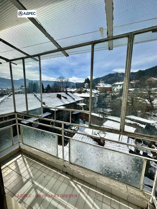 Продава се Тристаен апартамент в Троян - 103 кв.м за 743 €/кв.м - Снимка #3