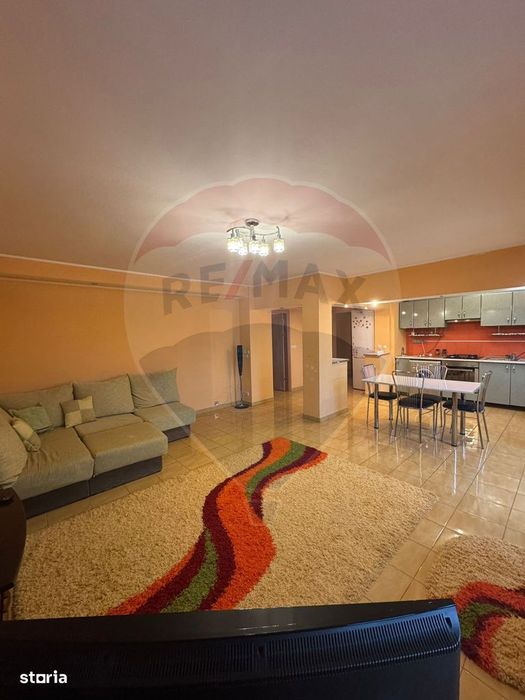 3 decomandate spatios, liber, central, Infratirii, Mc Donalds