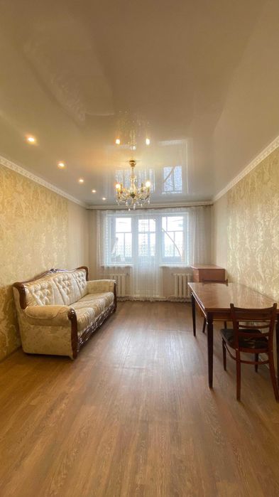 Продам 3комн квартиру на Уюте