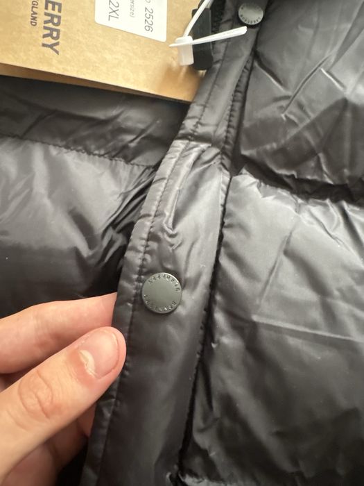 Geaca burberry S,M,L,XL