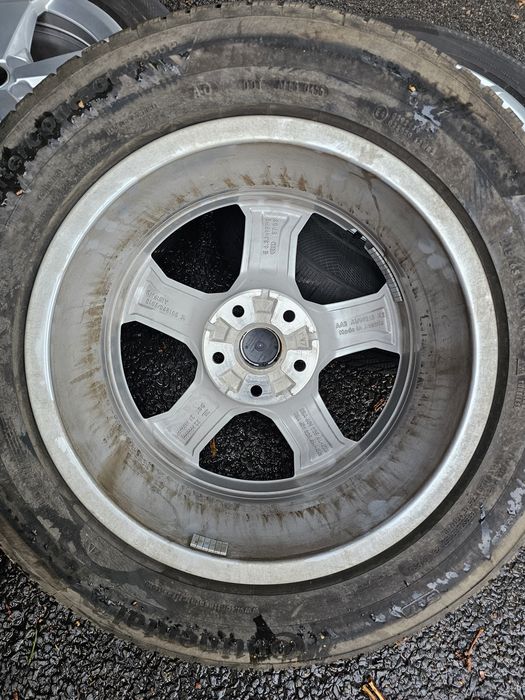 Jante originale Audi Q3 r17 cu cauciucuri de iarna