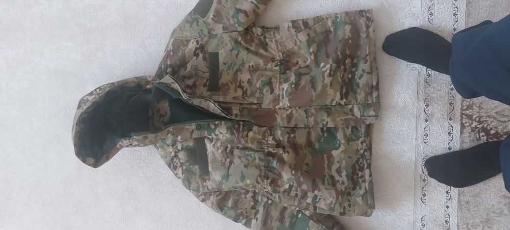 Продам куртку (бушлат)