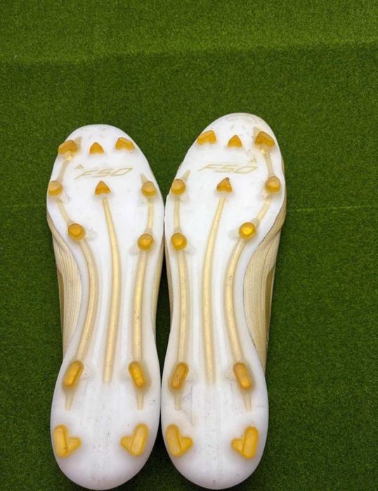 Ghete Fotbal Adidas F50 Elite LL FG (Fără Șireturi) – Mărimea 42 (26.5 cm)