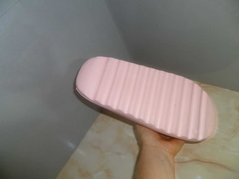 ADIDAS чехли №40