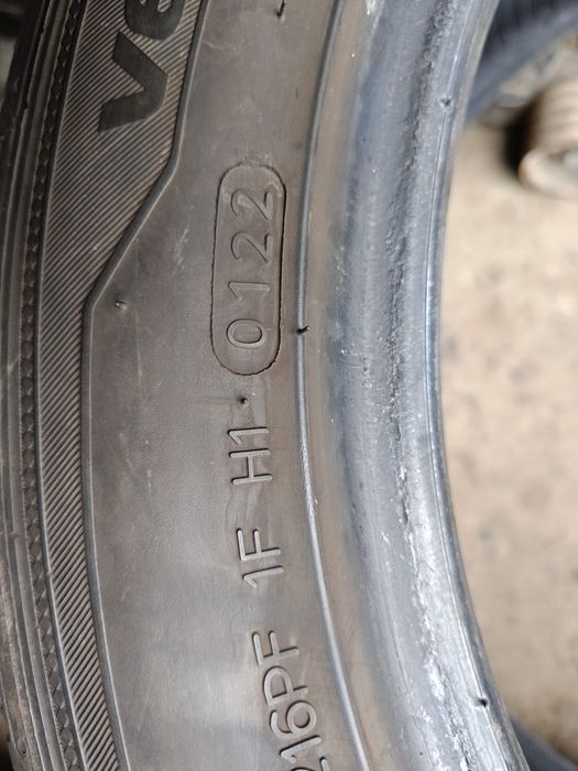 Летни гуми -2022г.-16цола-215/45-1бр.-75лв."HANKOOK"-като нови