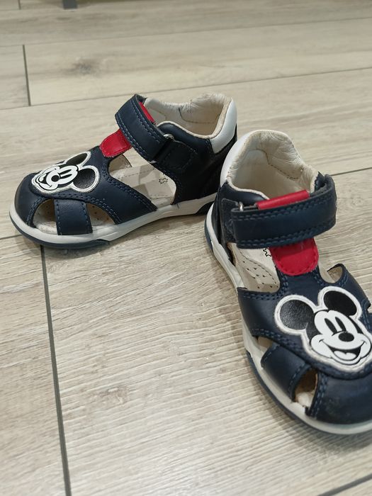 Продам сандали Geox детские