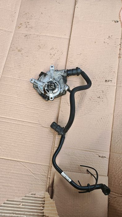 Мерцедес Е350 на части без предна броня, фарове и двигател.