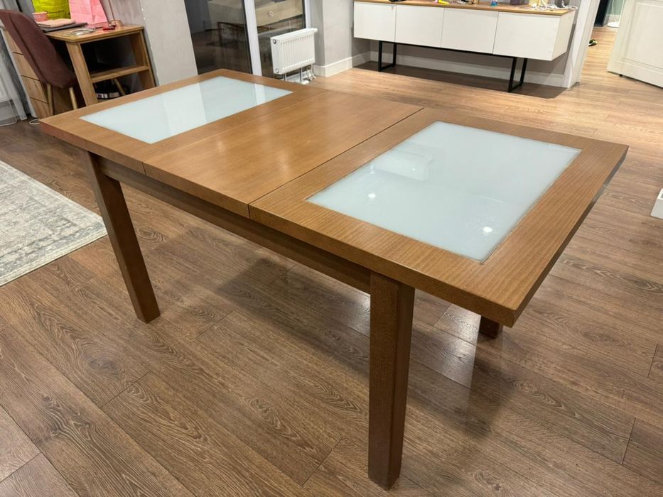 Стол малайзийский дерево