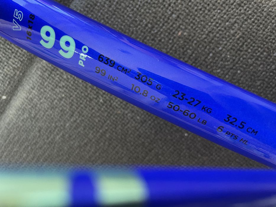 Wilson Ultra Pro 99/ 305gr/ maner/grip 3