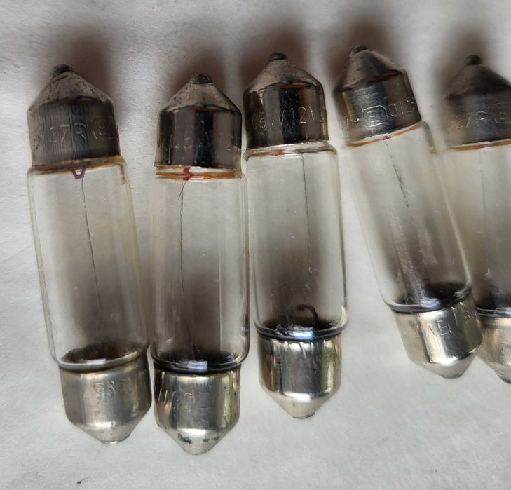 Немски ремък BOSH  авариен триъгълник алармa крушки