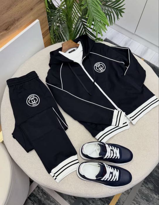 Новая Двойка Gucci темно-синий