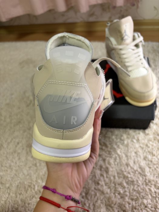 Jordan 4 Off White