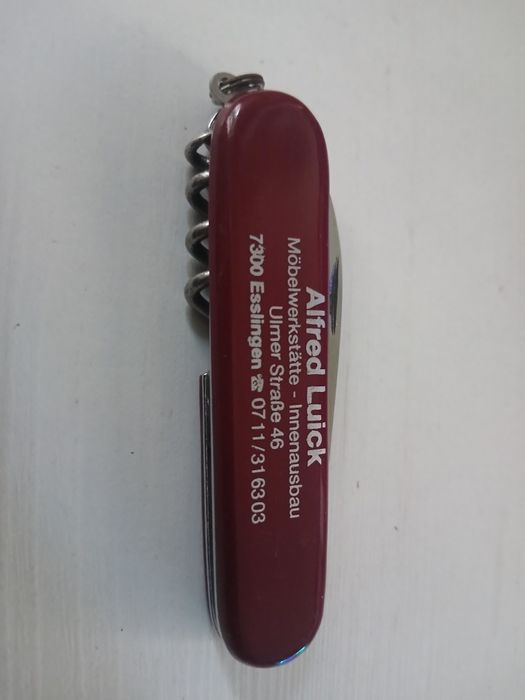 Briceag cu 3 funcții