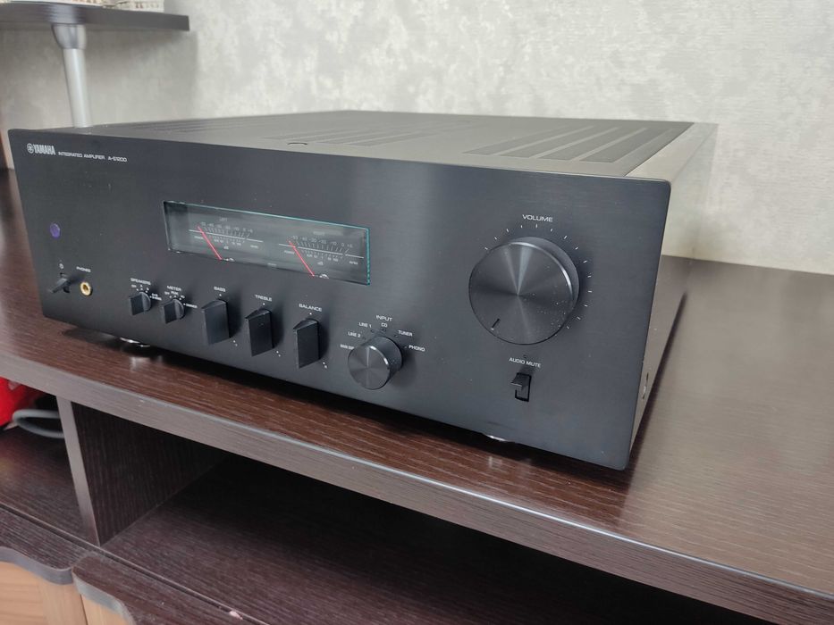 Усилитель Yamaha A-S 1200