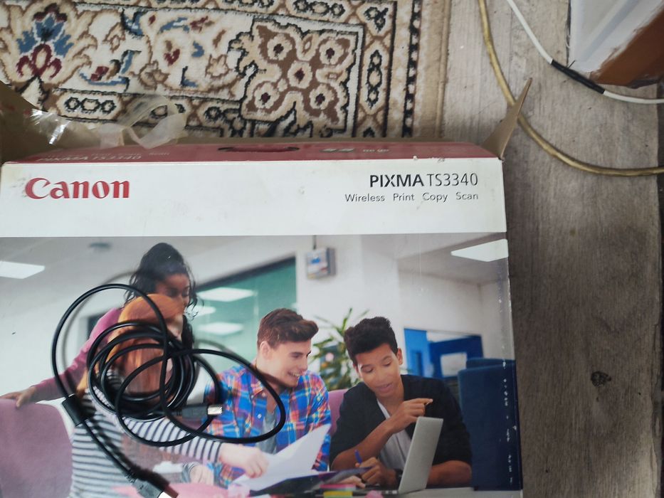 Принтер, совсем новый.