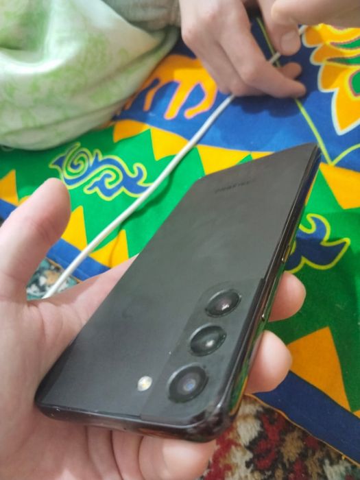 Продам самсунг с22+