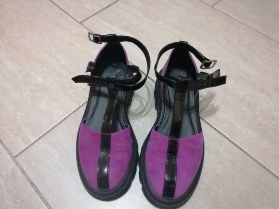 Bianki ниски цикламени сандали